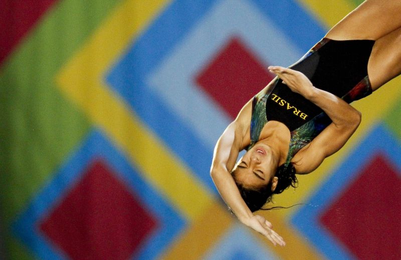 Andressa Mendes, de apenas 14 anos, ficou em quinto lugar na prova de plataforma do trampolim | Washington Alves/Inovafoto/COB