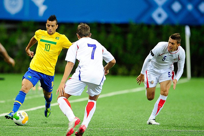 Felipe Anderson, camisa 10 do Brasil, pouco produziu contra a Costa Rica em partida que marcou a eliminação precoce dos comandados de Ney Franco | Divulgação / Vipcomm