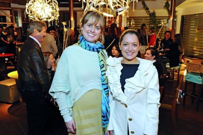 GREY HOUSE RECEBE - A prestigiada Grey House Iluminação, presente em nada menos do que 27 ambientes da mostra Morar Mais, recebeu arquitetos, designers e imprensa em coquetel no espaço