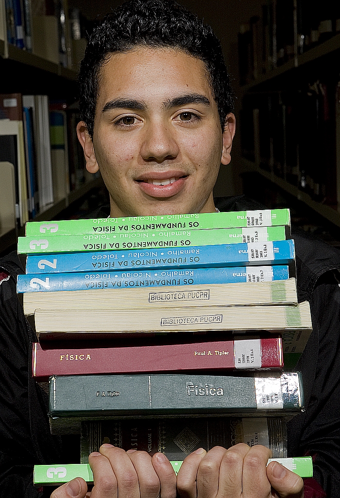 Maurício fez quinze empréstimos em apenas quatro semanas. | Antonio Costa/Gazeta do Povo