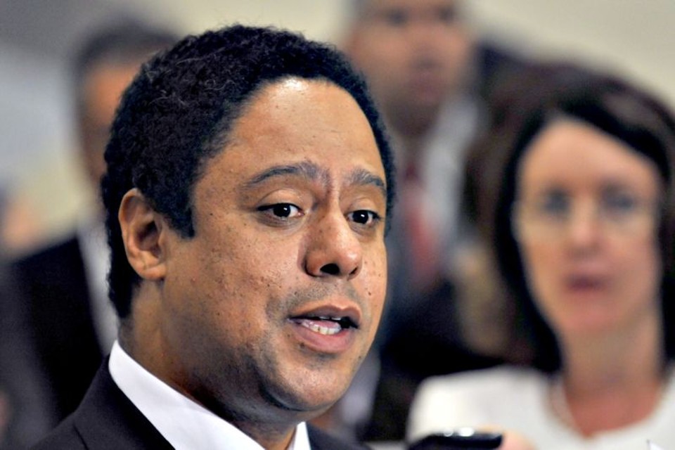 Conversamos e o resultado da conversa é que a melhor solução seria eu me afastar do governo. Eu decidi sair do governo para que possa defender minha honra. Orlando Silva, ex-ministro do Esporte | Agência Brasil