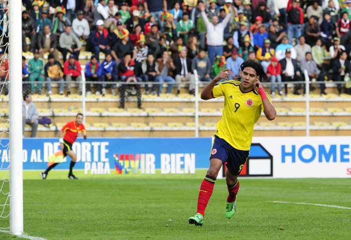 Falcao Garcia foi colocado no banco pelo técnico colombiano, mas entrou na etapa final para salvar a seleção | Jorge Bernal/ AFP