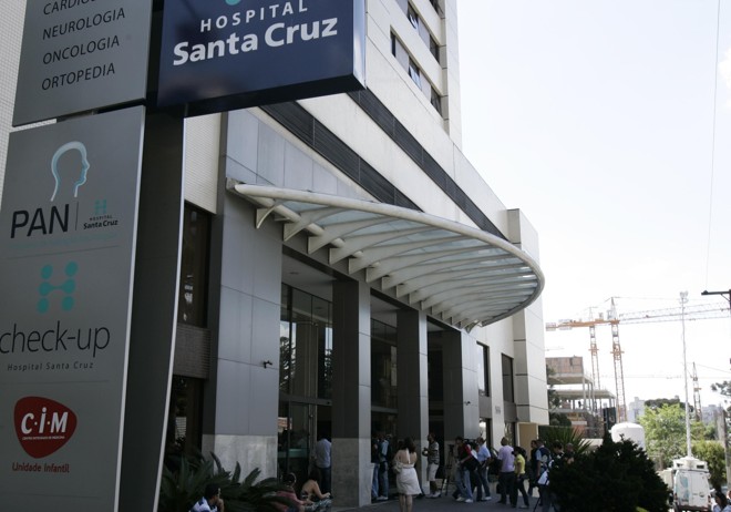 O cantor Luciano está internado no Hospital Santa Cruz |