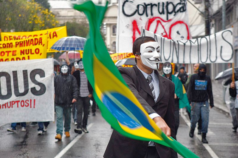 Ato anticorrupção em Curitiba, no 7 de Setembro: na quarta-feira, novo protesto | Daniel Castellano/Gazeta do Povo