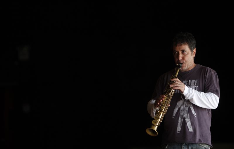 No jazz, Brandão toca saxofone: um músico dividido entre dois mundos | Jonathan Campos/Gazeta do Povo/Arquivo