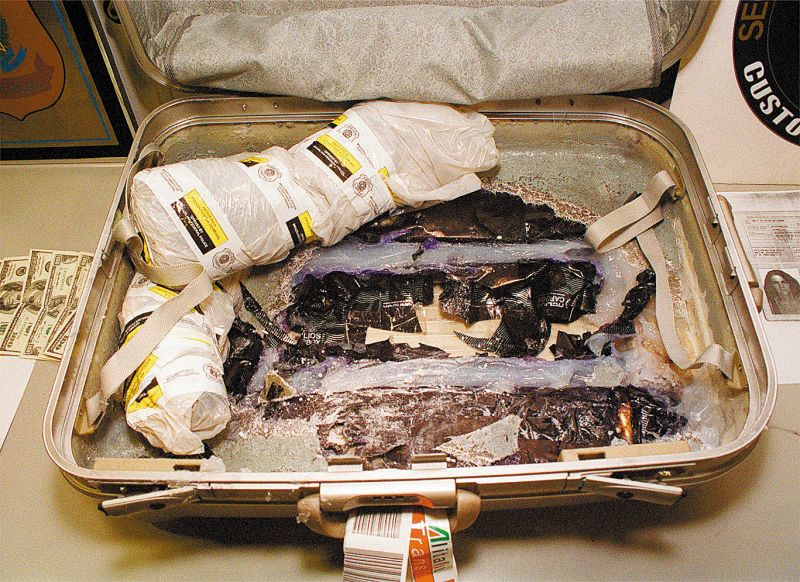 Crimes da mala: de fornecedor, Brasil virou mercado atraente para traficantes | Eduardo Lazzarini/Folhapress