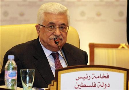 Mahmoud Abbas participa de reunião da Comissão da Iniciativa Árabe pela Paz, em Doha, no Catar, no domingo. A Unesco decidirá nesta segunda-feira se concede ou não status de membro total aos palestinos no órgão, em uma votação que pode impulsionar a tentativa deles de serem reconhecidos como Estado perante a ONU | REUTERS/Mohammed Dabbous