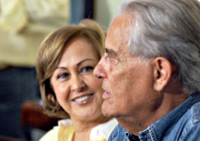 Joaquim Roriz e Weslian: ele desistiu da candidatura por causa da Lei da Ficha Limpa e indicou a mulher como candidata. Ela perdeu a eleição | 