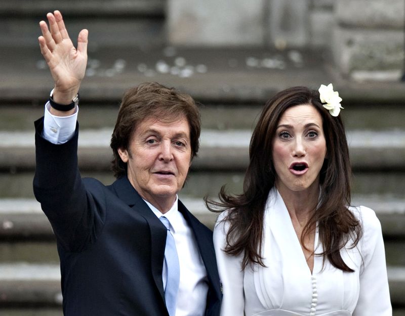 Paul McCartney e Nancy Shevell, logo após a cerimônia de 45 minutos | Kieran Doherty/Reuters