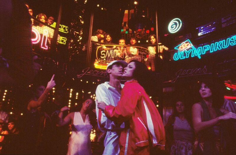 Sônia Braga vive a rainha das pistas no folhetim, que tinha como um dos cenários a boate Frenetic Dancin Days | Divulgação