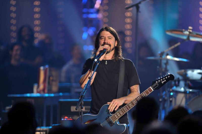 Durante o episódio do Foo Fighters, Dave Grohl conta que recebeu um elogio de Bob Dylan pela composição de Everlong | Divulgação