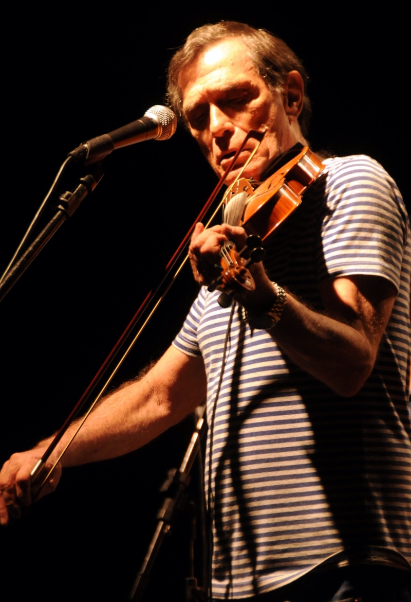 Mautner com seu violino: mundo precisa se brasilificar | Divulgação