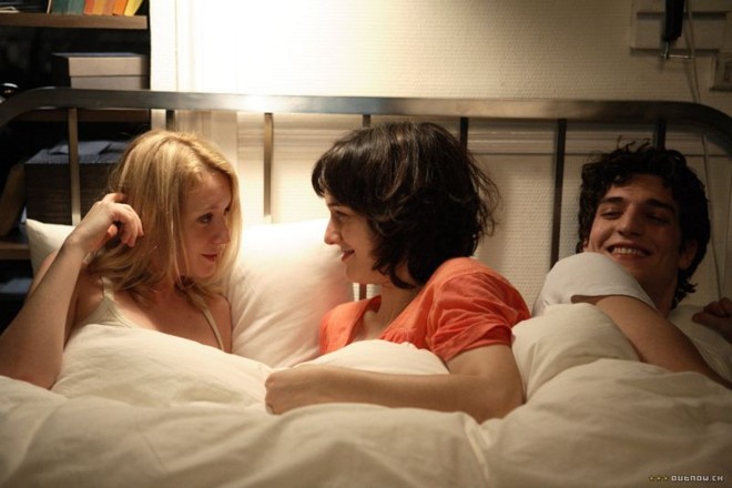 Ludivine Sagnier, Clotilde Hesme e Louis Garrel: triângulo amoroso em Canções de Amor |