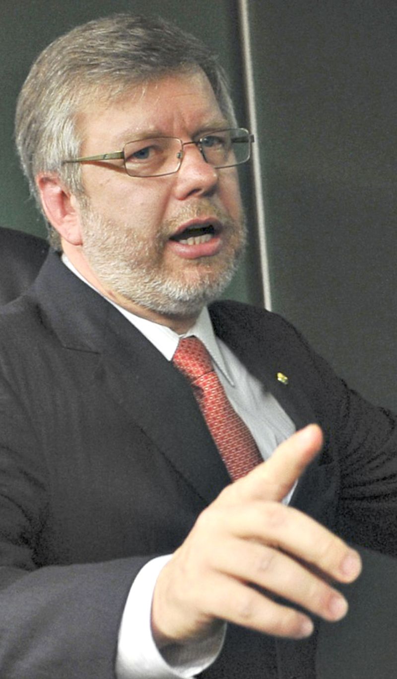 Eu sou defensor de que nós precisamos encontrar um mecanismo de recuperação do poder de compra dos salários dos aposentados. Marco Maia, presidente da Câmara dos Deputados | Fábio Rodrigues Pozzebom/ ABr