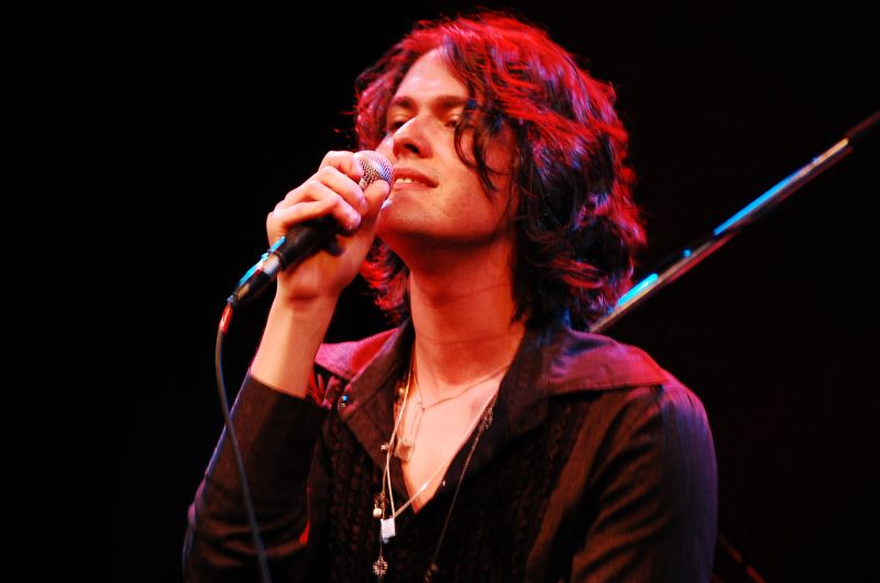 Para Filipe, comparações com Ney Matogrosso são voto de confiança | Divulgação