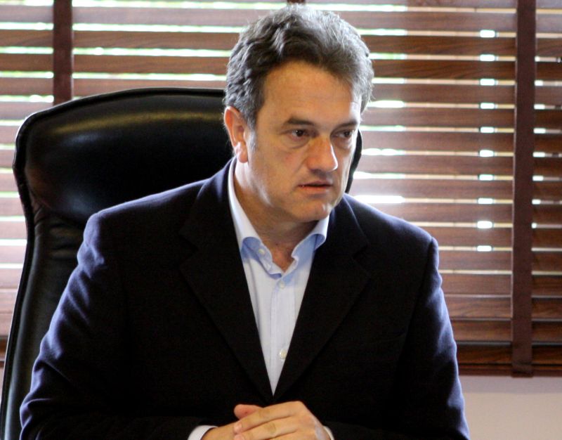 A folha de pagamento tem de passar por processo de licitação pública. Com essa medida, estamos fazendo o direcionamento correto dos recursos ao cumprir irrestritamente a lei. Plauto Miró, primeiro-secretário da Assembleia | Nani Gois/Alep