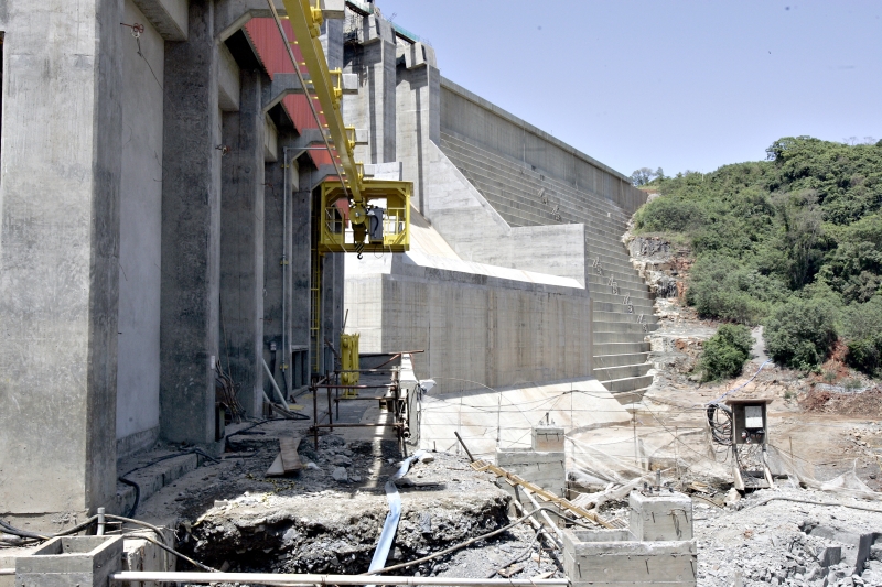 Previsão de entrega da Usina Hidrelétrica de Mauá é outubro de 2012 | Henry Milléo/Gazeta do Povo