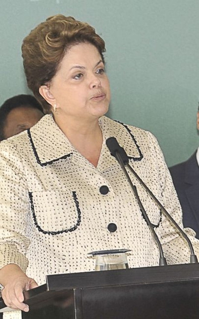 Dilma: irritando as ONGs. |