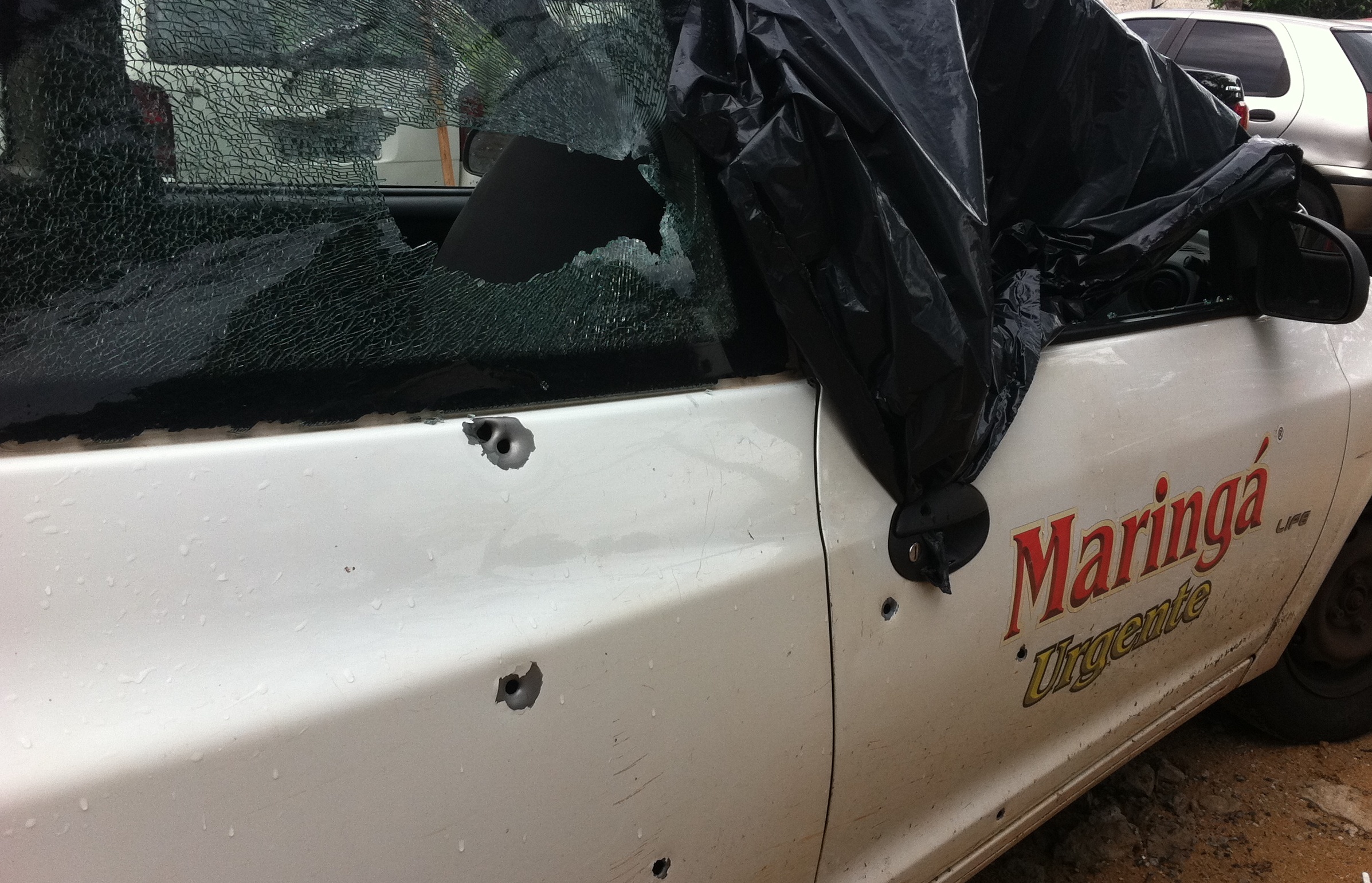 Segundo a Polícia Civil, a vítima relatou que ouviu barulhos de moto na rua da casa dela antes dos disparos | Fábio Guillen / Gazeta Maringá