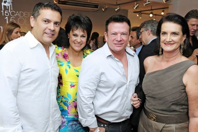 Eleuthério Neto, Eliane de Macedo, Eliseu Portugal e a diretora da Casa Cor PR, Marina Nessi, durante coquetel de aniversário da Kraft The Home Store, que completou 15 anos este mês |