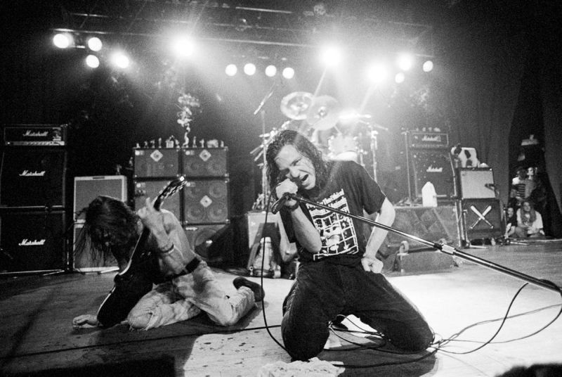 O Pearl Jam em 1991, ano em que começou a invasão grunge ao lado dos conterrâneos do Nirvana, Soundgarden e Alice in Chains | Divulgação