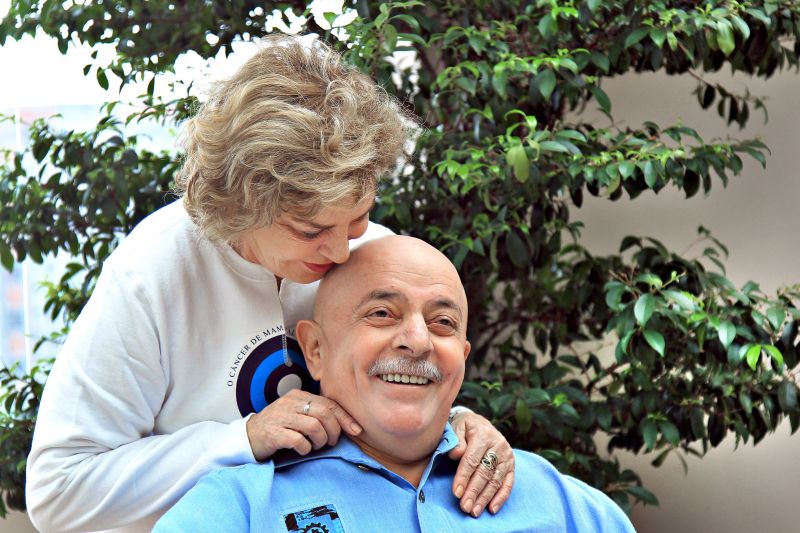 Dona Marisa é quem raspou a barba e cortou o cabelo de Lula | Ricardo Stuckert/ Instituto Lula