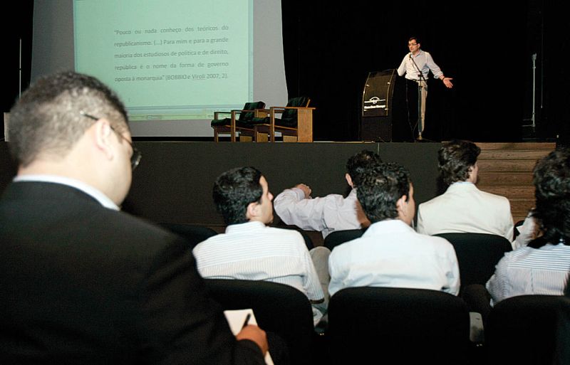 Evento discutiu modelos de combate à corrupção | Henry Milleo/ Gazeta do Povo