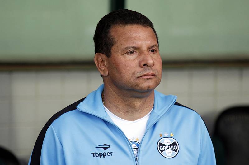 Celso Roth não fica no Grêmio para 2012 | Walter Alves / Agência de Notícias Gazeta do Povo