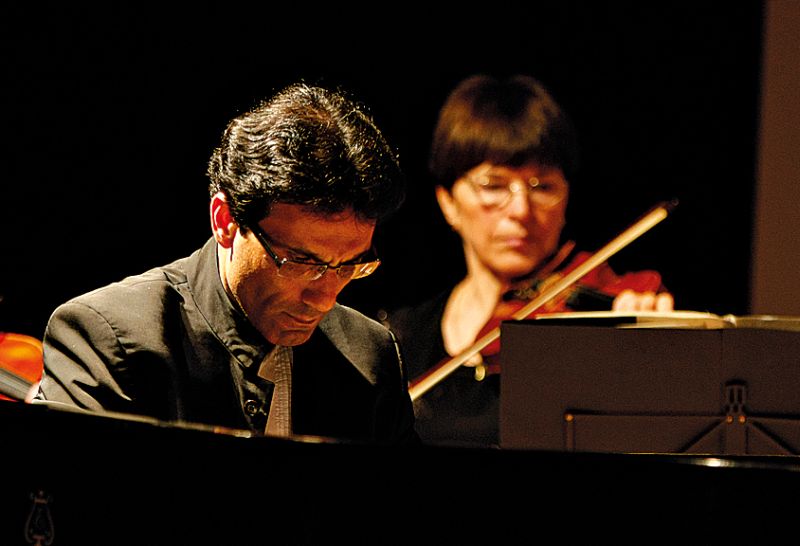 As apresentações contam com a participação do pianista paulistano Alvaro Siviero, que morou por 18 anos em Curitiba e há dois voltou para a cidade natal | Pedro Serapio/ Gazeta do Povo