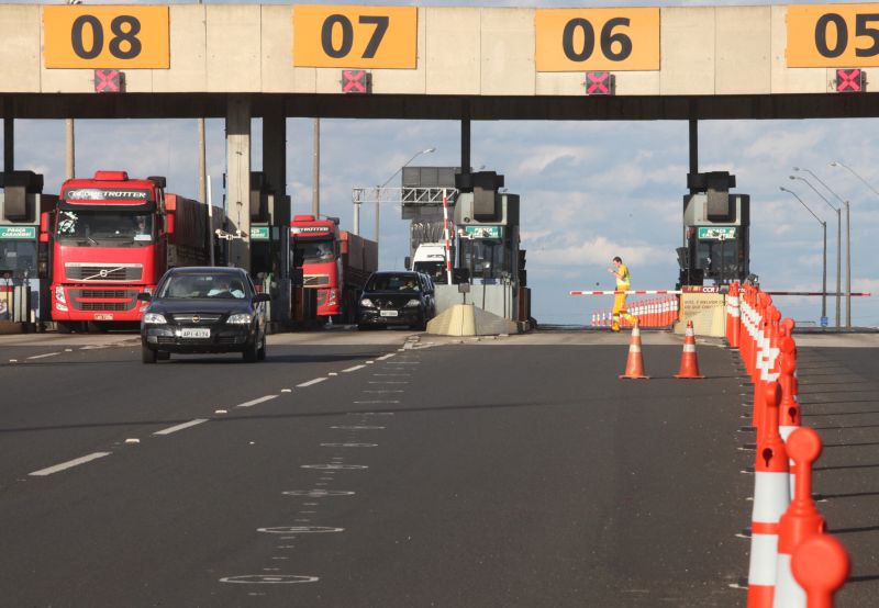 A tarifa na praça de pedágio da concessionária Rodonorte em Carambeí (Campos Gerais), na PR-151, vai ser reajustada em 30 centavos a partir de 1º de dezembro: aumento abaixo da inflação | Dirceu Portugal/Gazeta do Povo