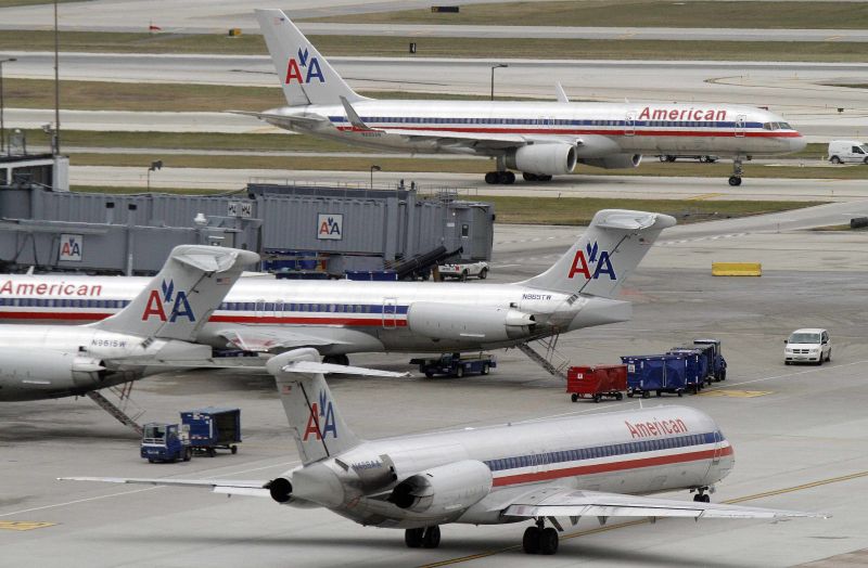Aviões da American no aeroporto de Chicago: empresa realiza 3,3 mil voos diários em mais de 50 países | Frank Polich/Reuters