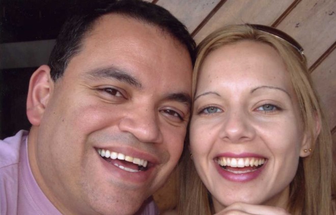 Em cerimônia, sexta-feira passada, no Resort Camboa de Paranaguá, trocaram o sim o engenheiro Juliano Bueno de Araújo e a médica Fabiana Bueno. Filho de Jussara 