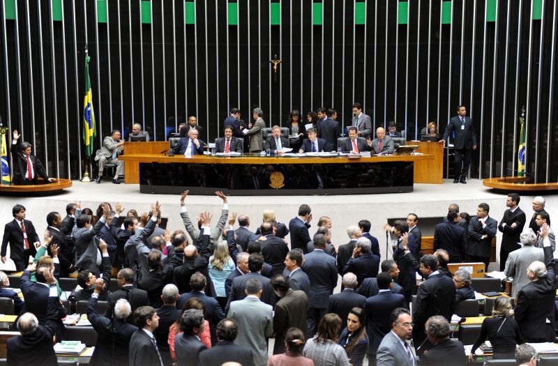 O texto-base da DRU foi aprovado por 369 votos a 44 | JBatista/Agência Câmara