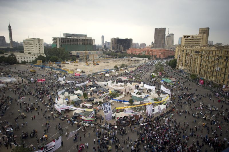 Na praça Tahrir, milhares de pessoas começavam a se concentrar no fim da manhã para participar da manifestação contra os militares | AFP PHOTO / ODD ANDERSEN