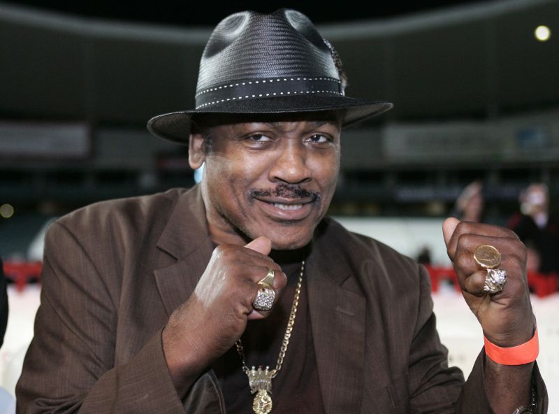Joe Frazier em foto tirada em 2006. O ex-boxeador morreu nesta segunda-feira | Reuters
