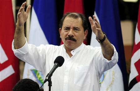 Presidente da Nicarágua, Daniel Ortega, se pronuncia em Manágua, em outubro. A Nicarágua realizará no domingo eleições presidenciais nas quais o presidente Daniel Ortega, de esquerda, é o favorito devido à alta popularidade cimentada pelos programas sociais financiados com a cooperação da Venezuela | REUTERS/Jorge Cabrera