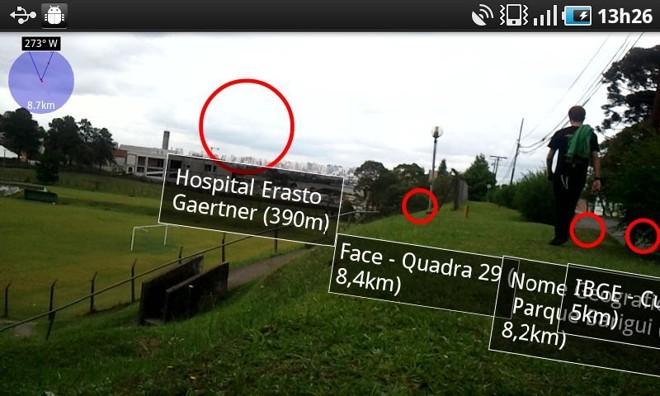 Imagens vistas do smartphone na pesquisa de Fabiana, com o acréscimo de dados que não se veem a olho nu |