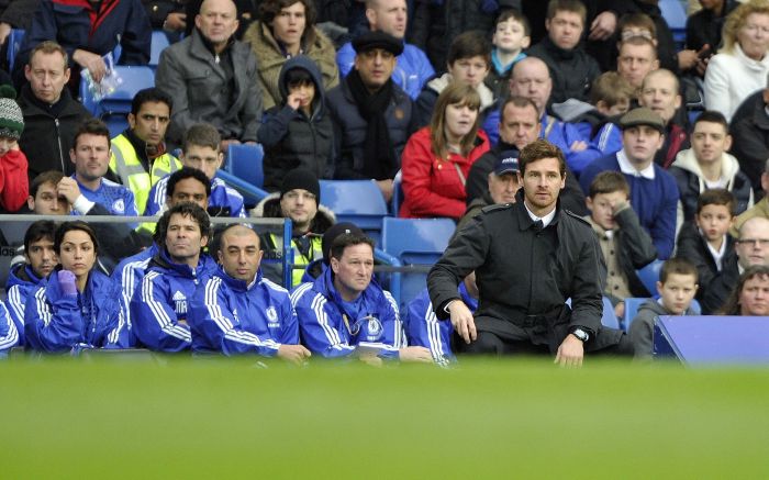 André Villas-Boas, técnico do Chelsea, negou a possibilidade de o clube fazer grandes investimentos em janeiro | Dylan Martinez/ Reuters