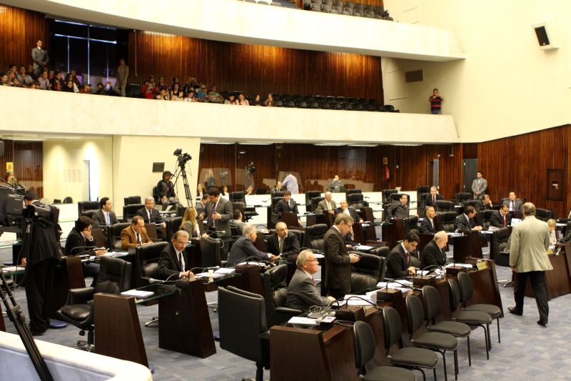 Votações de manhã e a tarde ao longo da semana na Assembleia (foto) e na Câmara de Curitiba para limpar a pauta | Nani Gois/Alep