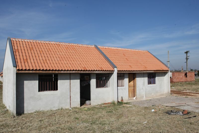 O recurso deve garantir a construção de 10 mil unidades habitacionais no estado | Aniele Nascimento/Gazeta do Povo