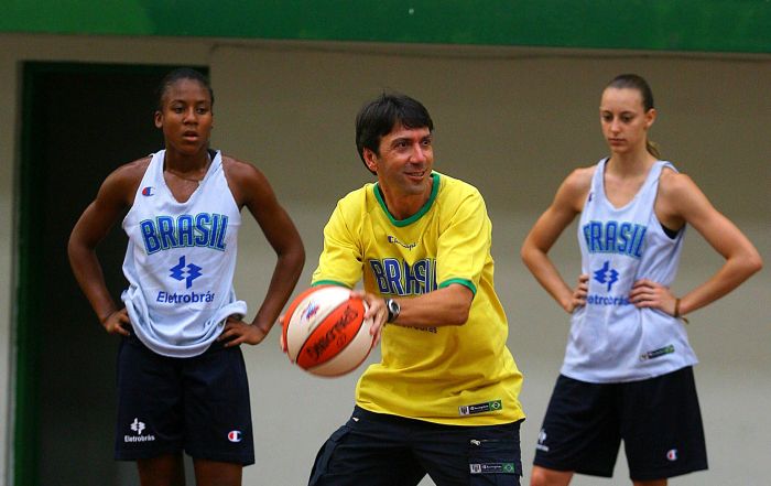 Luiz Carlos Tarallo construiu a carreira nas categorias de base da seleção de basquete | Gaspar Nóbrega / CBB