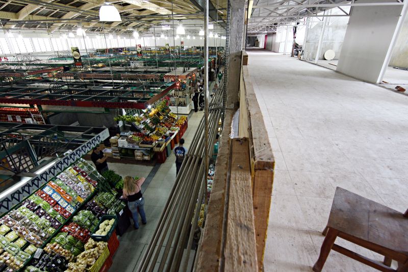 Nova praça de alimentação: obras são tocadas somente no período noturno | Felipe Rosa / Gazeta do Povo