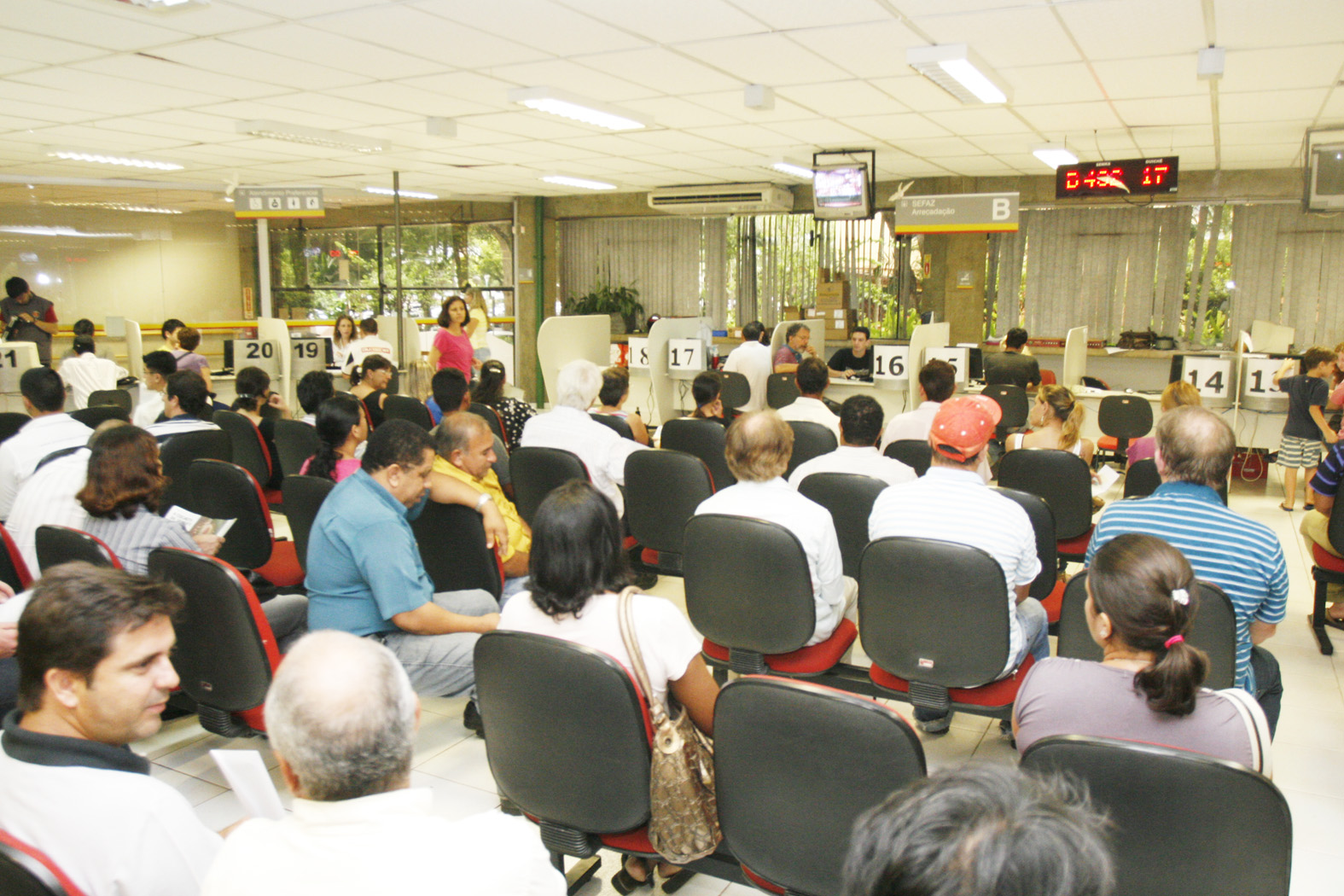 Guia pode ser retirada na Praça de Atendimento, no ponto de auto-atendimento ou na internet | Divulgação - Assessoria PMM