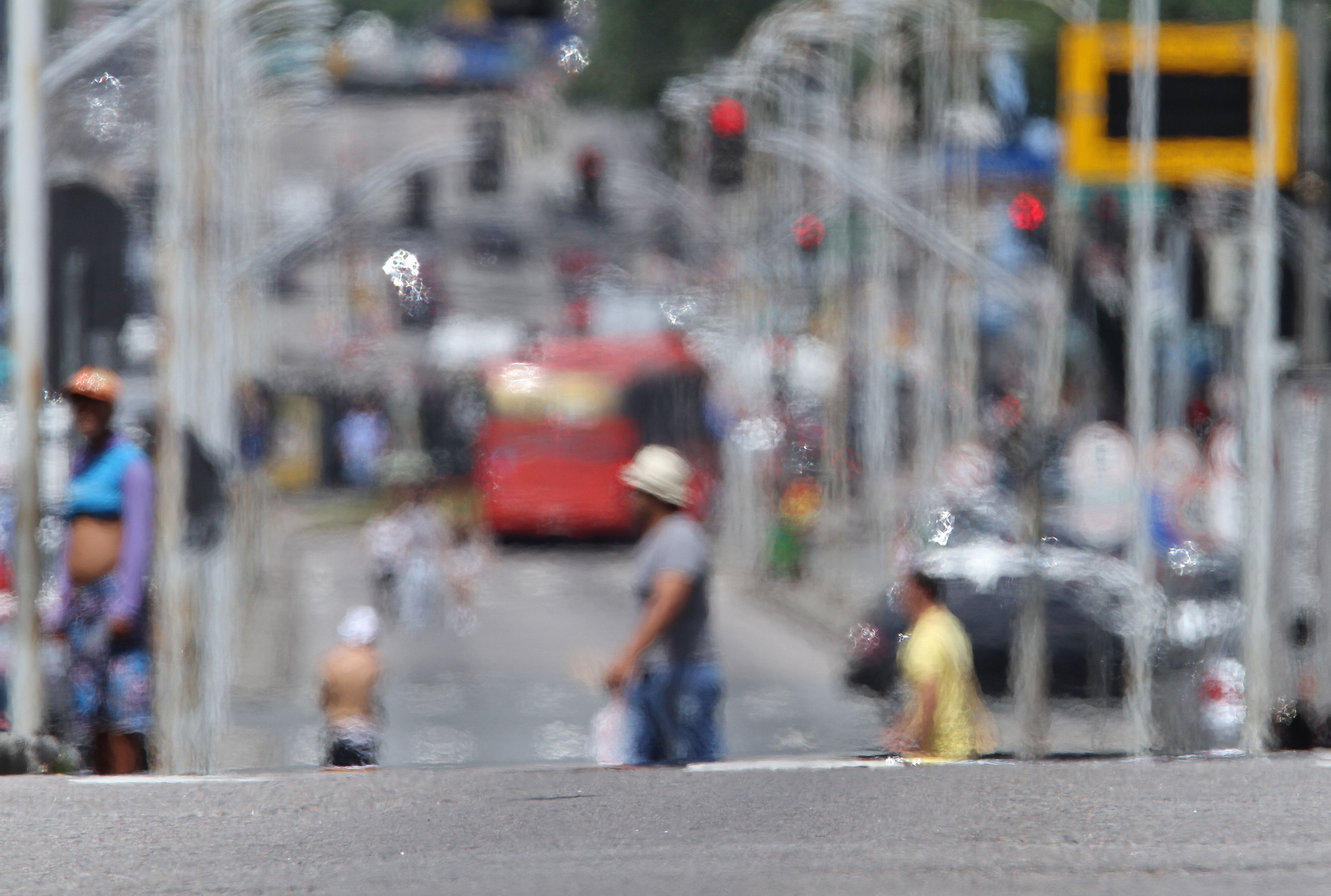 Curitiba e cidades do interior e do litoral registram recorde de calor nesta quarta-feira | Daniel Castellano / Agência de Notícias Gazeta do Povo