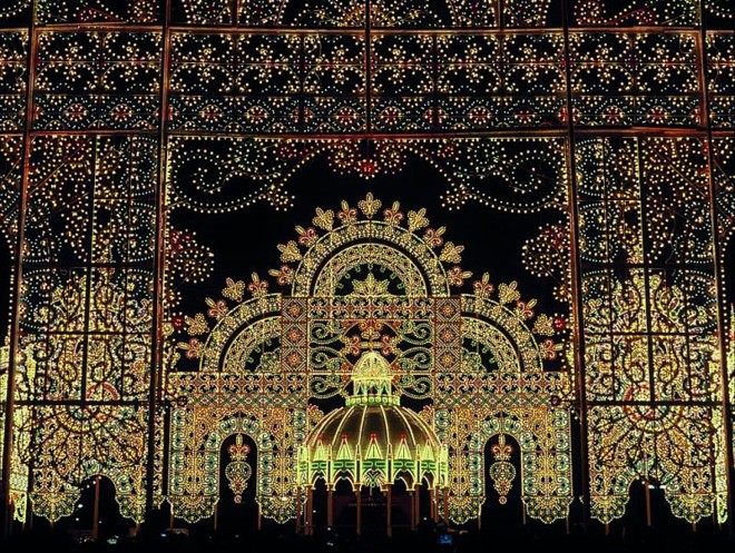 Galeria de luz em Kobe, no Japão, também foi feita por Festi |