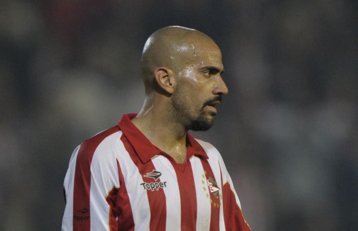 Jogadores e dirigentes do Estudiantes pediram para que o veterano Verón não parasse | AFP