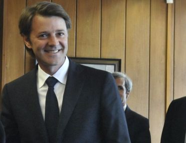 A verdade é que a situação do Reino Unido é muito preocupante. Hoje em dia, qualquer um prefere ser francês a ser britânico no nível econômico.François Baroin, ministro das Finanças francês | Elza Fiuza/ABr