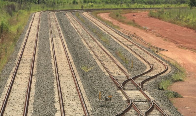 As concessionárias de ferrovias no Brasil deverão investir um total de 3 bilhões de reais em 2011 | Antônio Costa/ Gazeta do Povo