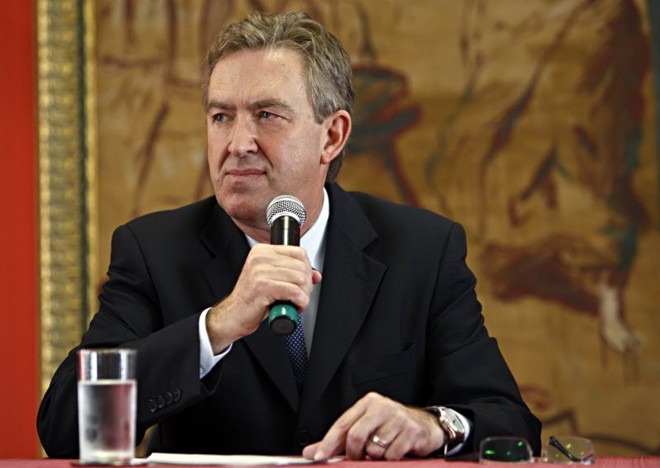 Luciano Ducci: ele não vetou nem sancionou o aumento dos vereadores. |