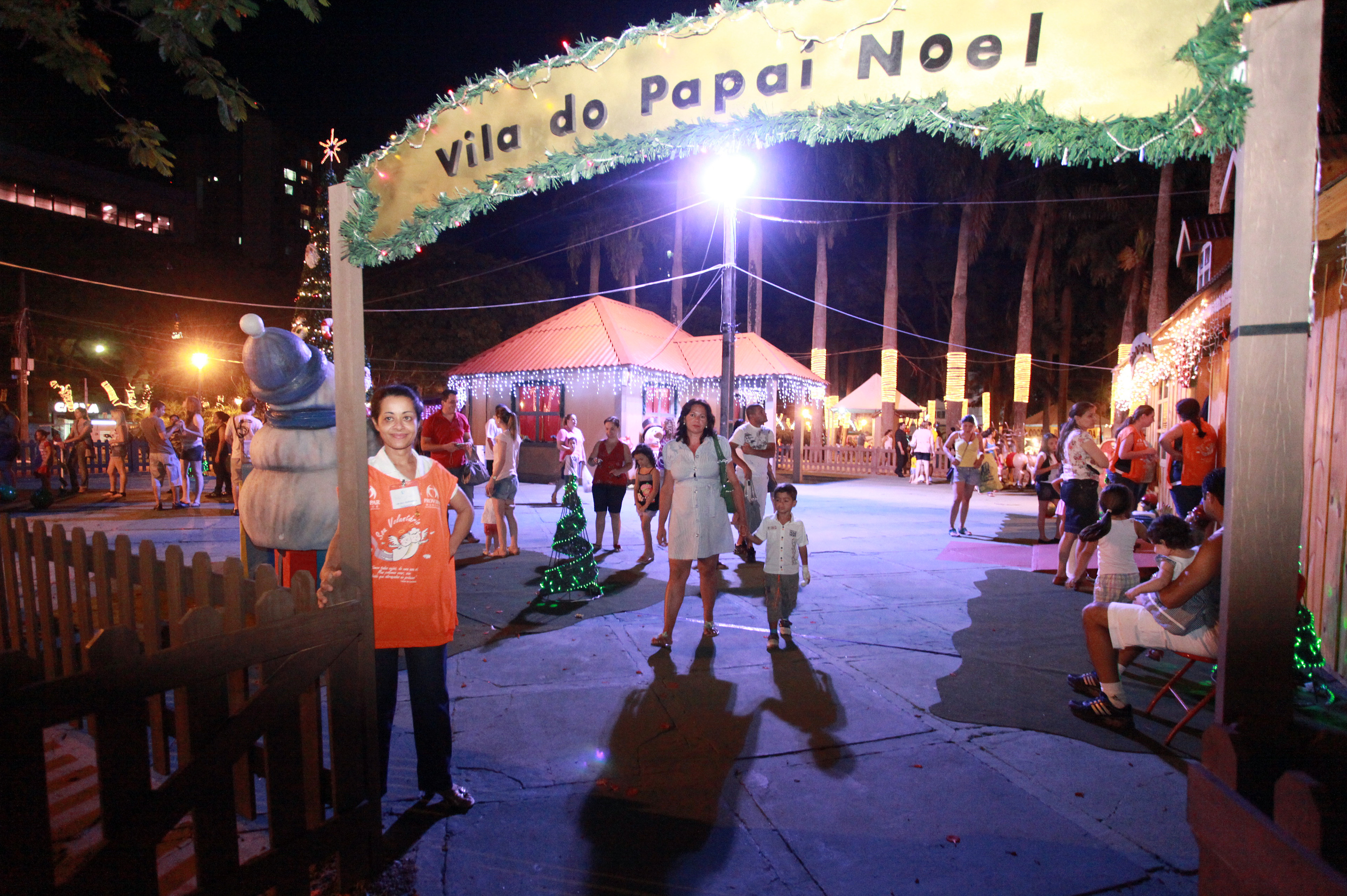 Além das atrações para as natalinas a Vila oferece também feira de artesanato, gastronomia e parque infantil | Divulgação - Assessoria PMM